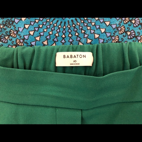 Babaton green dressy shorts. - Picture 3 of 6
